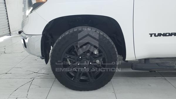 Photo 32 VIN: 5TFDY5F11LX886655 - TOYOTA TUNDRA 