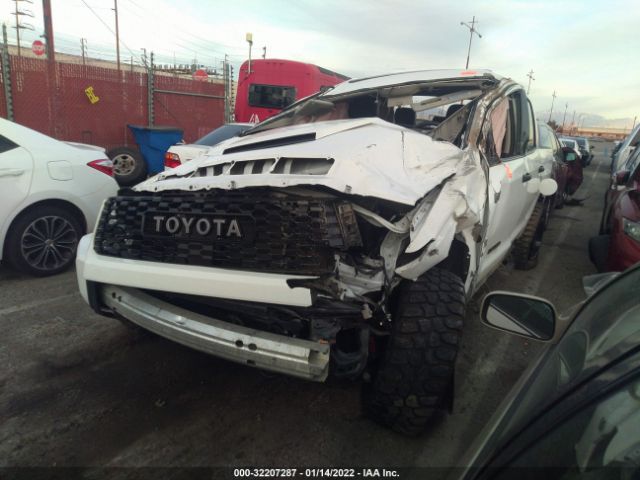 Photo 1 VIN: 5TFDY5F11LX901221 - TOYOTA TUNDRA 4WD 