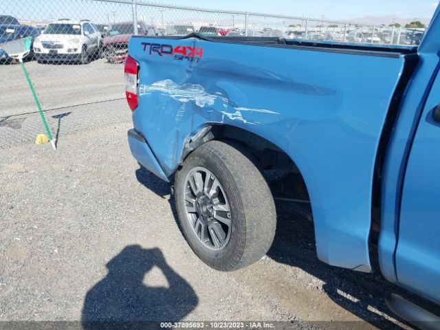 Photo 5 VIN: 5TFDY5F11LX932713 - TOYOTA TUNDRA 4WD 