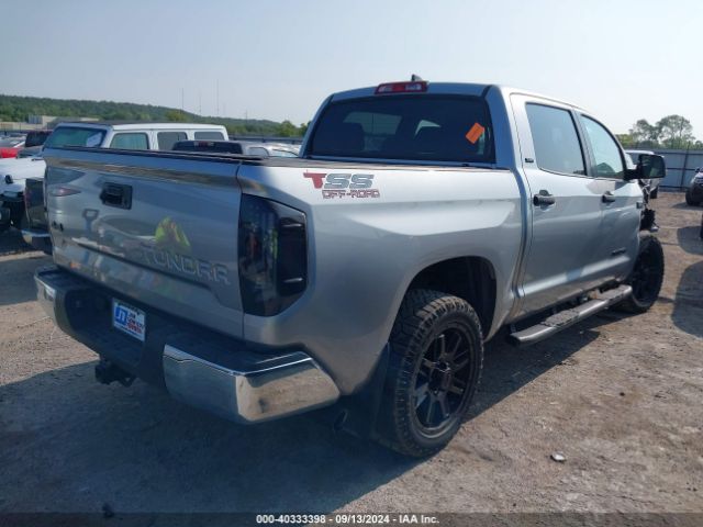 Photo 3 VIN: 5TFDY5F11MX021606 - TOYOTA TUNDRA 