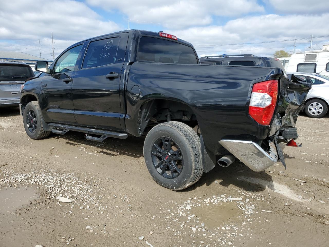 Photo 1 VIN: 5TFDY5F11MX956527 - TOYOTA TUNDRA 