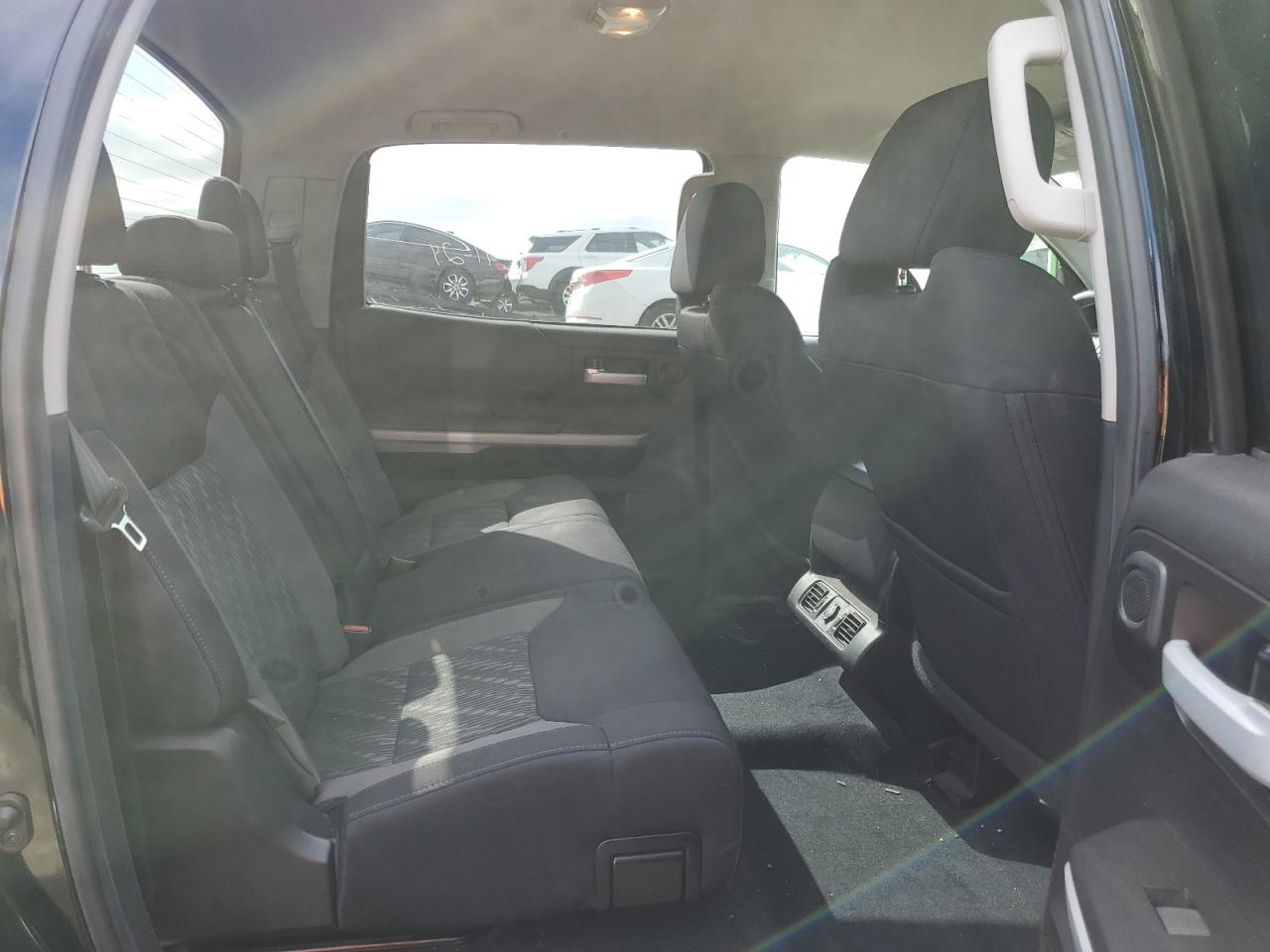 Photo 9 VIN: 5TFDY5F11MX956527 - TOYOTA TUNDRA 