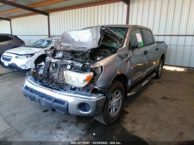 Photo 1 VIN: 5TFDY5F12AX116557 - TOYOTA TUNDRA 4WD TRUCK 