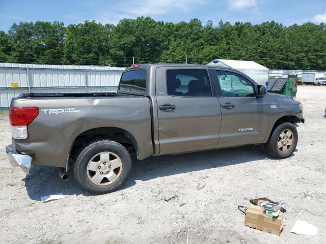 Photo 2 VIN: 5TFDY5F12AX156279 - TOYOTA TUNDRA 