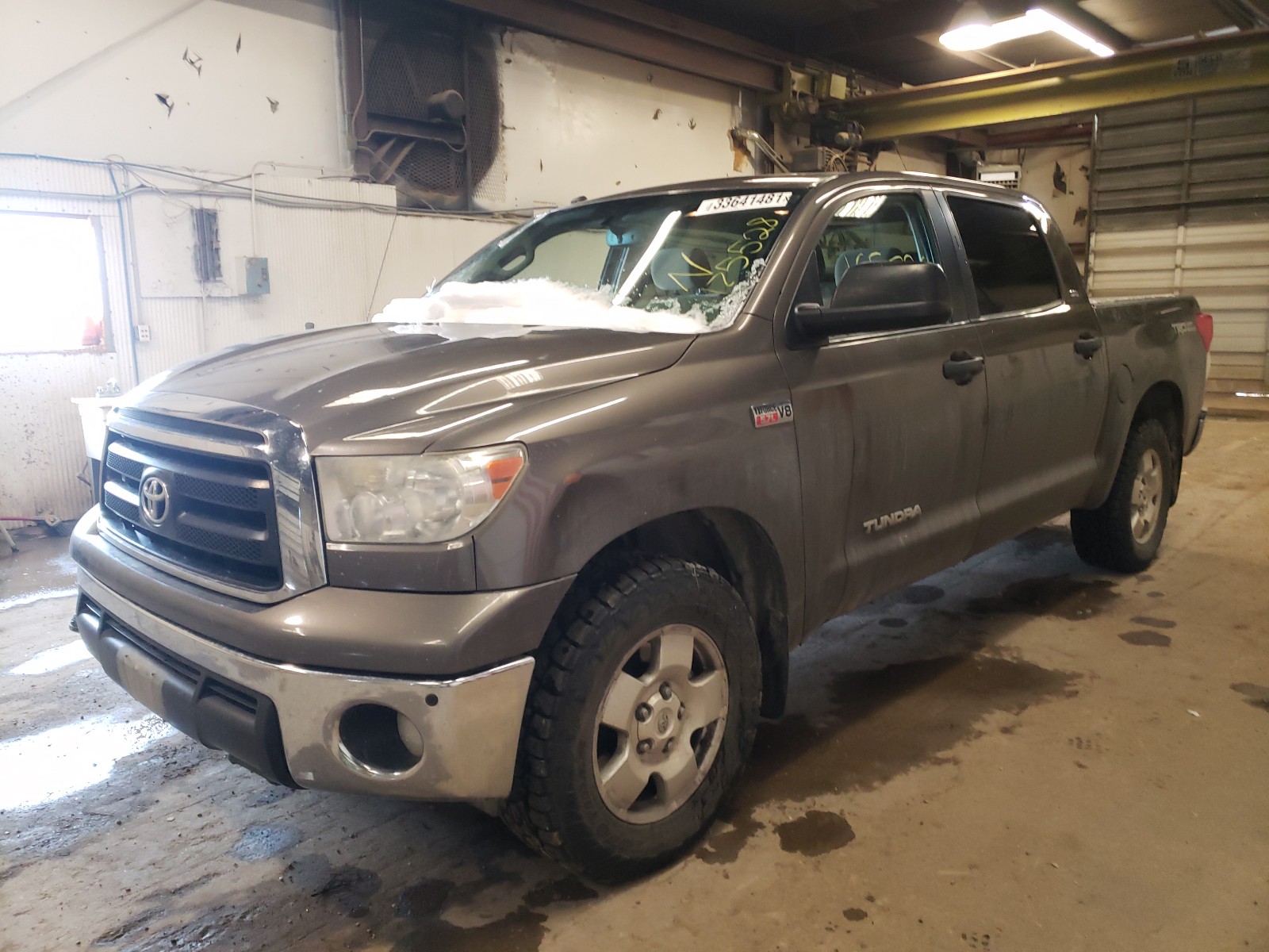 Photo 1 VIN: 5TFDY5F12BX175528 - TOYOTA TUNDRA CRE 