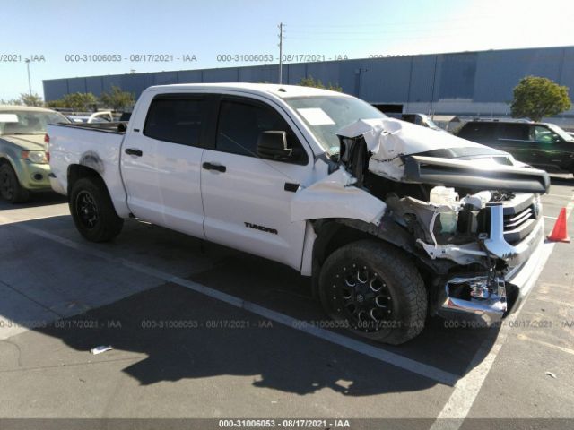 Photo 0 VIN: 5TFDY5F12FX418860 - TOYOTA TUNDRA 4WD TRUCK 