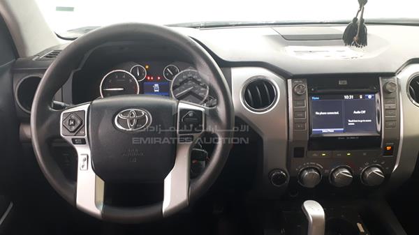 Photo 17 VIN: 5TFDY5F12FX424285 - TOYOTA TUNDRA 