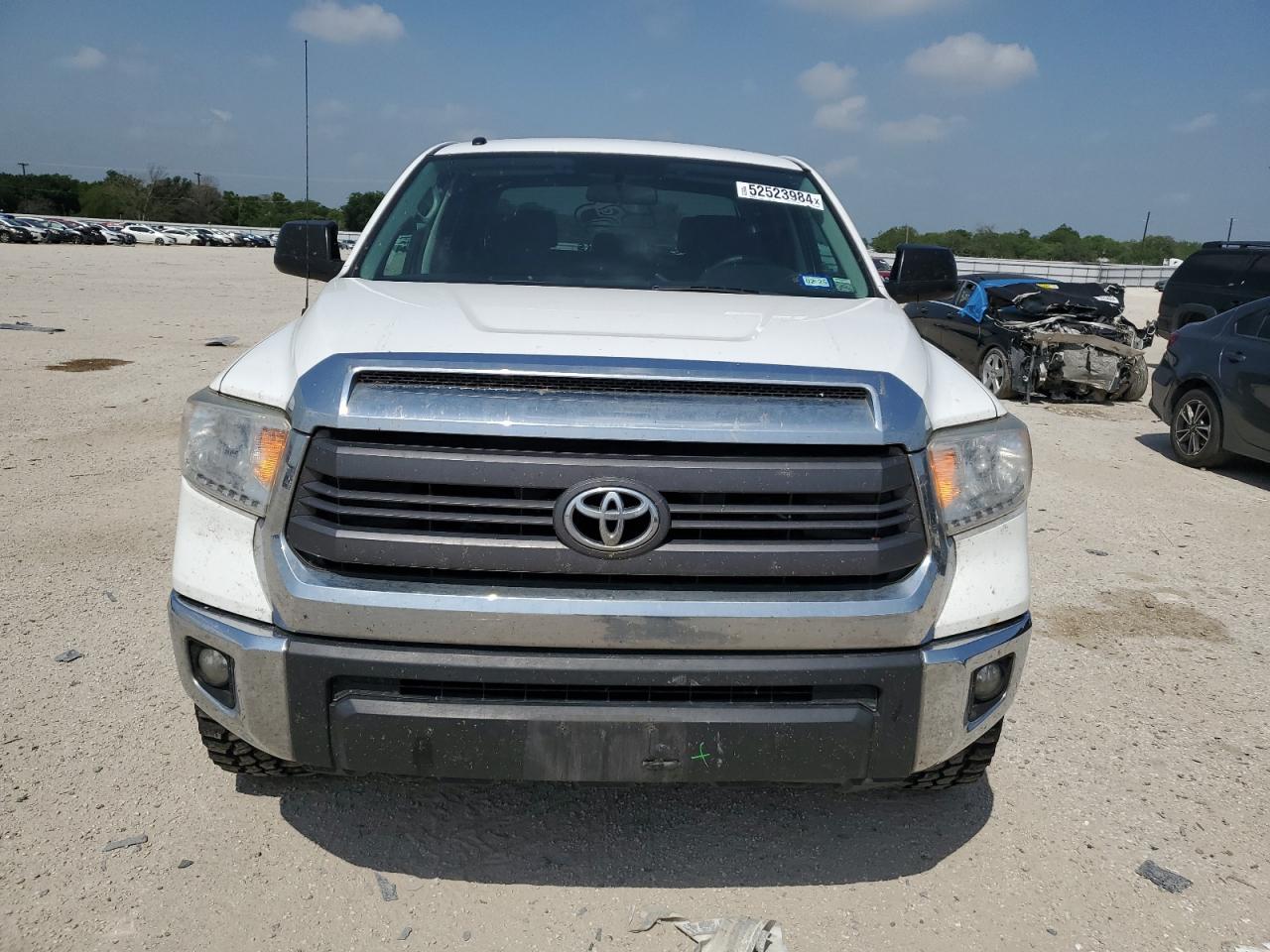 Photo 4 VIN: 5TFDY5F12FX447078 - TOYOTA TUNDRA 