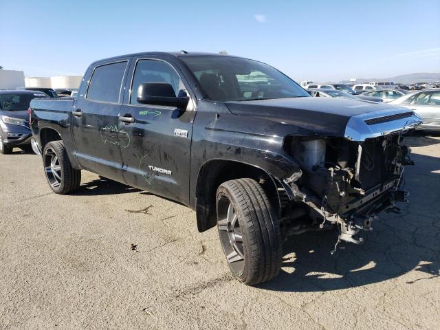 Photo 3 VIN: 5TFDY5F12GX517700 - TOYOTA TUNDRA CRE 