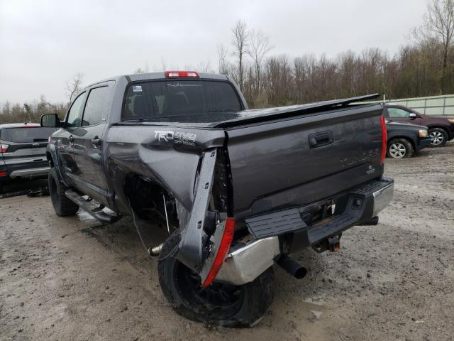 Photo 2 VIN: 5TFDY5F12GX519916 - TOYOTA TUNDRA CRE 