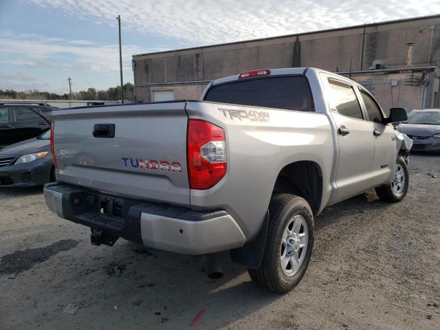 Photo 3 VIN: 5TFDY5F12GX573748 - TOYOTA TUNDRA CRE 