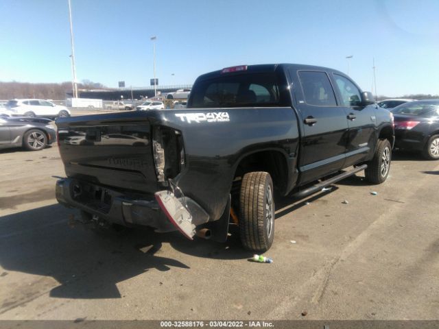 Photo 3 VIN: 5TFDY5F12HX652810 - TOYOTA TUNDRA 4WD 