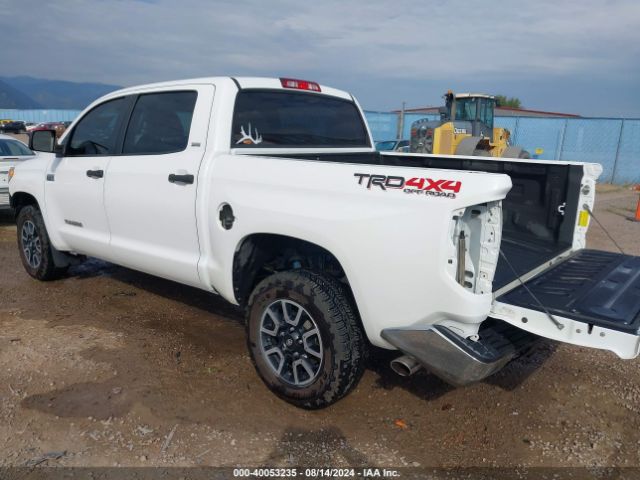 Photo 2 VIN: 5TFDY5F12HX654282 - TOYOTA TUNDRA 