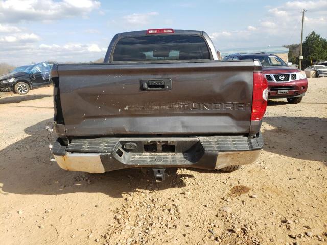 Photo 8 VIN: 5TFDY5F12JX683562 - TOYOTA TUNDRA CRE 