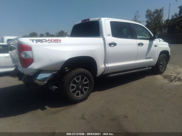 Photo 3 VIN: 5TFDY5F12JX721632 - TOYOTA TUNDRA 4WD 