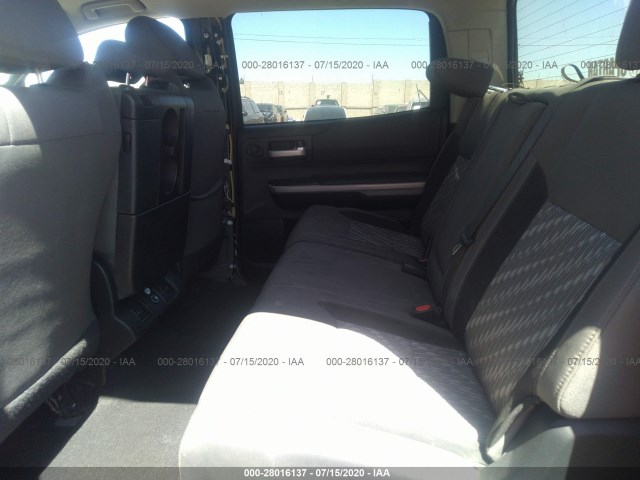 Photo 7 VIN: 5TFDY5F12JX730489 - TOYOTA TUNDRA 4WD 