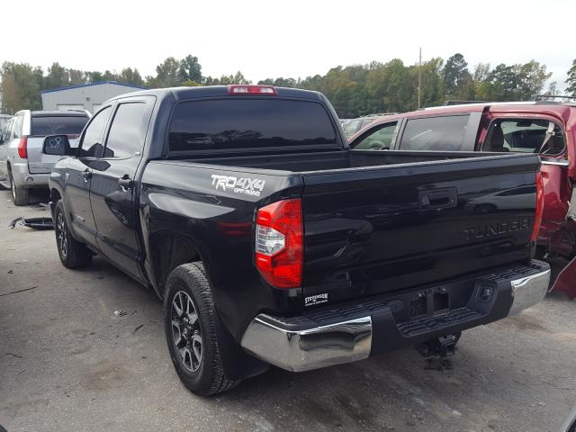 Photo 2 VIN: 5TFDY5F12JX733571 - TOYOTA TUNDRA CRE 