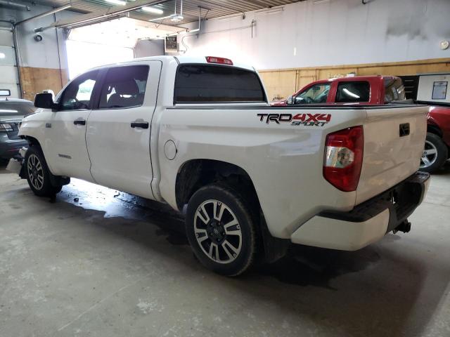 Photo 1 VIN: 5TFDY5F12JX744974 - TOYOTA TUNDRA CRE 