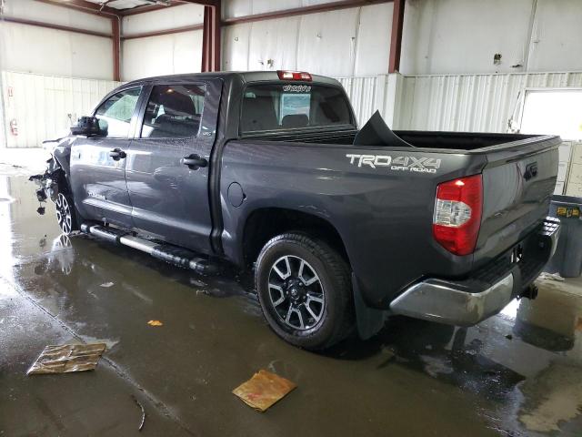 Photo 1 VIN: 5TFDY5F12JX771575 - TOYOTA TUNDRA CRE 