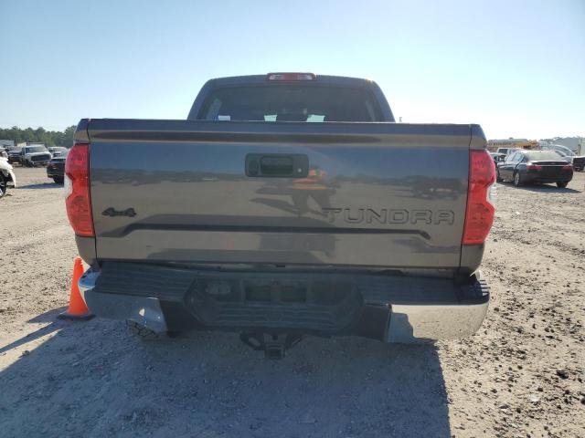 Photo 8 VIN: 5TFDY5F12KX815902 - TOYOTA TUNDRA CRE 