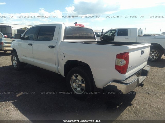 Photo 2 VIN: 5TFDY5F12LX897163 - TOYOTA TUNDRA 4WD 