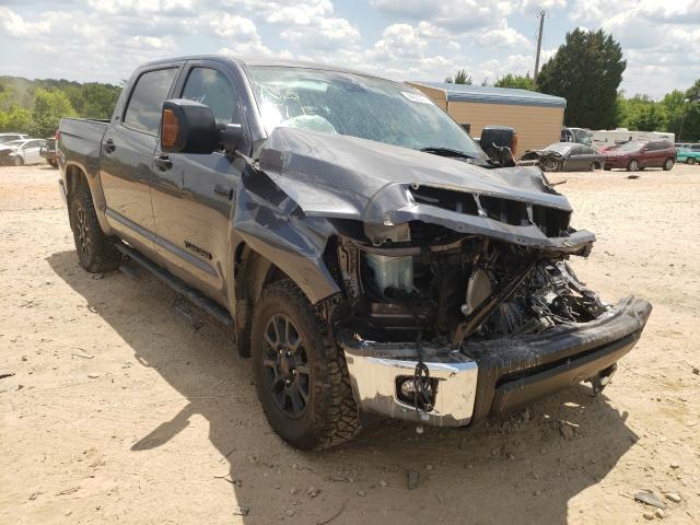 Photo 0 VIN: 5TFDY5F12LX913667 - TOYOTA TUNDRA CRE 