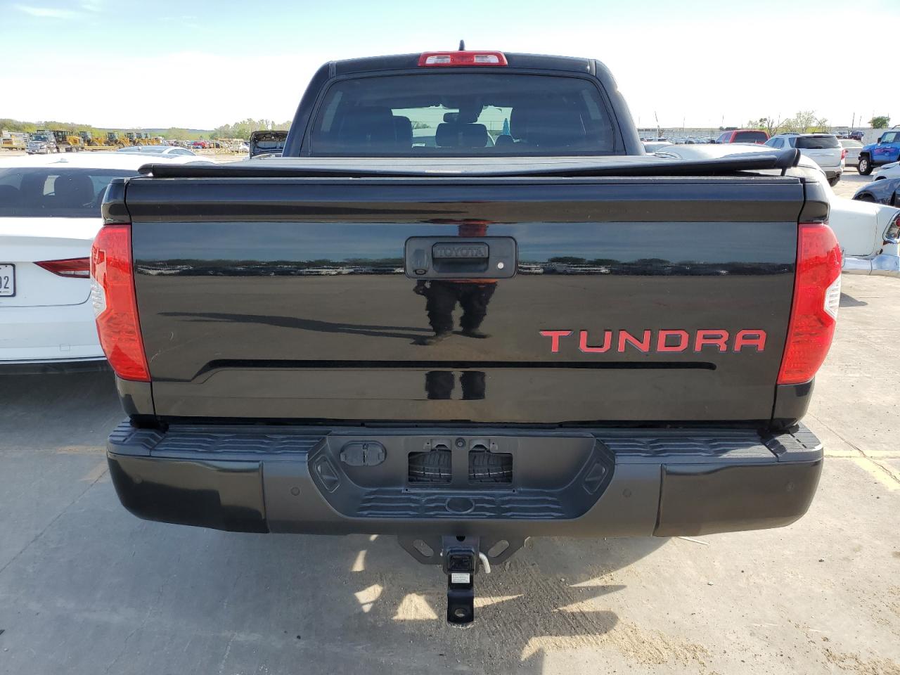 Photo 7 VIN: 5TFDY5F12LX951805 - TOYOTA TUNDRA 