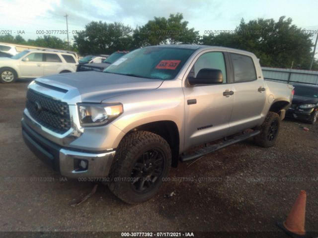 Photo 1 VIN: 5TFDY5F12MX021260 - TOYOTA TUNDRA 4WD 