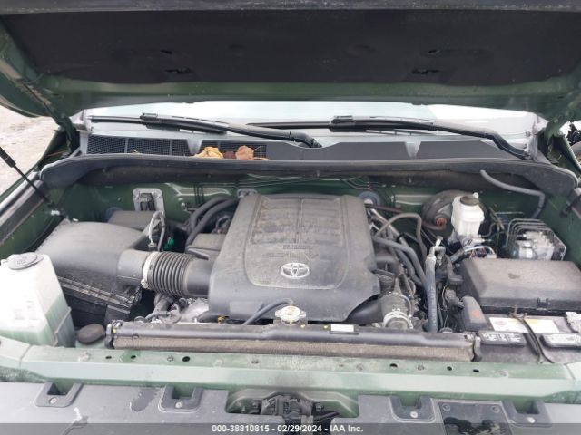 Photo 9 VIN: 5TFDY5F12MX041217 - TOYOTA TUNDRA 