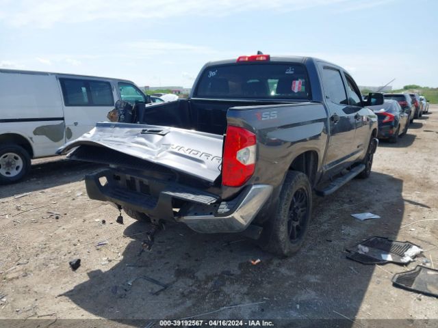 Photo 3 VIN: 5TFDY5F12MX958657 - TOYOTA TUNDRA 