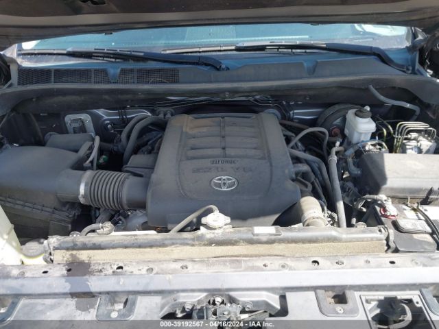 Photo 9 VIN: 5TFDY5F12MX958657 - TOYOTA TUNDRA 