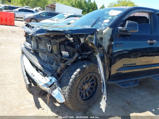 Photo 5 VIN: 5TFDY5F12MX976298 - TOYOTA TUNDRA 