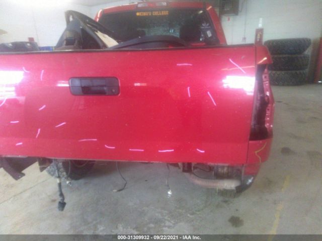 Photo 5 VIN: 5TFDY5F13BX179796 - TOYOTA TUNDRA 4WD TRUCK 