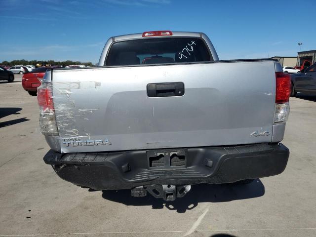 Photo 5 VIN: 5TFDY5F13BX201084 - TOYOTA TUNDRA CRE 