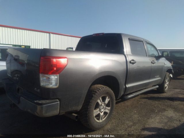 Photo 3 VIN: 5TFDY5F13BX206642 - TOYOTA TUNDRA 4WD TRUCK 