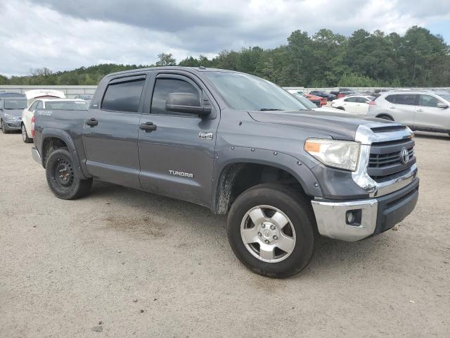 Photo 3 VIN: 5TFDY5F13FX472314 - TOYOTA TUNDRA CRE 