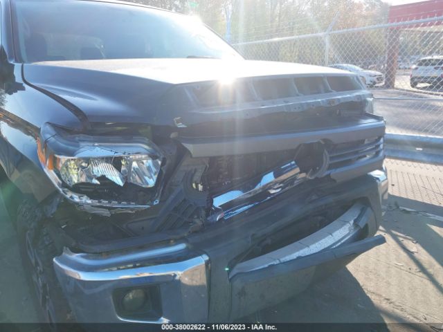 Photo 5 VIN: 5TFDY5F13FX483586 - TOYOTA TUNDRA 