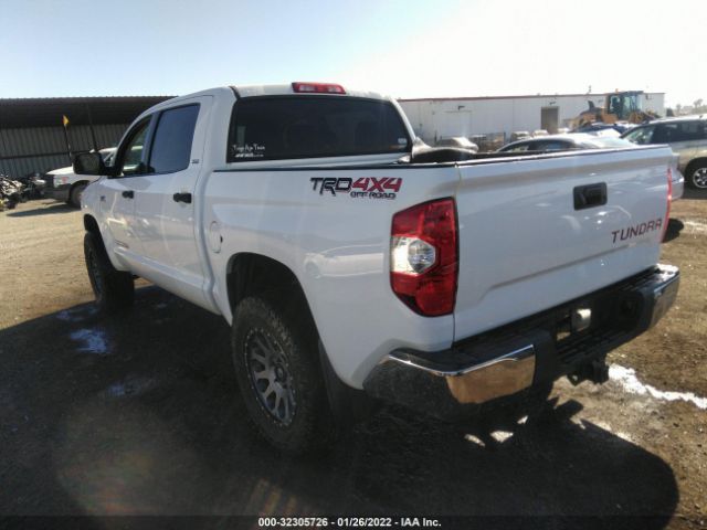 Photo 2 VIN: 5TFDY5F13HX590883 - TOYOTA TUNDRA 4WD 