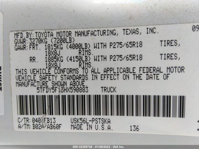 Photo 8 VIN: 5TFDY5F13HX590883 - TOYOTA TUNDRA 4WD 