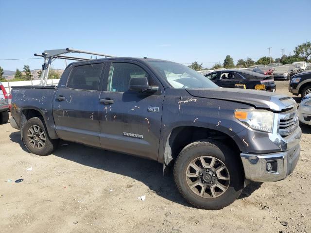 Photo 3 VIN: 5TFDY5F13HX630377 - TOYOTA TUNDRA CRE 