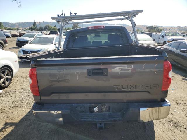 Photo 5 VIN: 5TFDY5F13HX630377 - TOYOTA TUNDRA CRE 