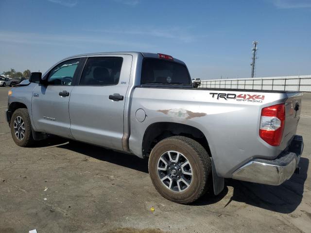 Photo 1 VIN: 5TFDY5F13HX676341 - TOYOTA TUNDRA CRE 