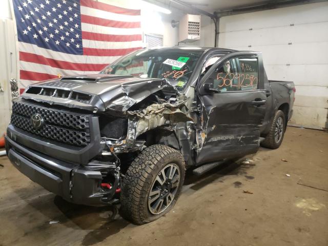 Photo 1 VIN: 5TFDY5F13JX758513 - TOYOTA TUNDRA CRE 