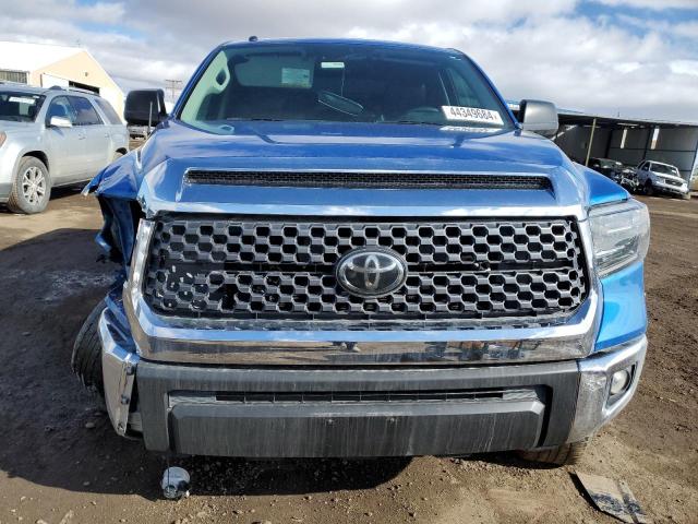 Photo 4 VIN: 5TFDY5F13JX773089 - TOYOTA TUNDRA 