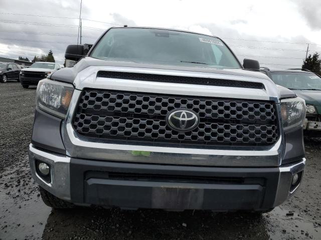 Photo 4 VIN: 5TFDY5F13KX790394 - TOYOTA TUNDRA 