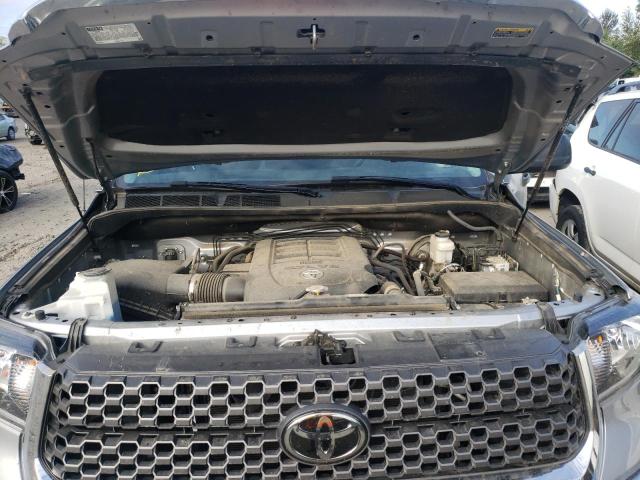 Photo 6 VIN: 5TFDY5F13KX801152 - TOYOTA TUNDRA CRE 