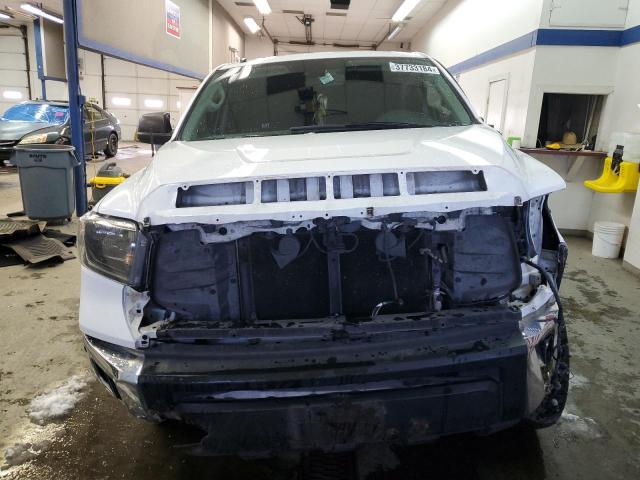 Photo 4 VIN: 5TFDY5F13KX829386 - TOYOTA TUNDRA 