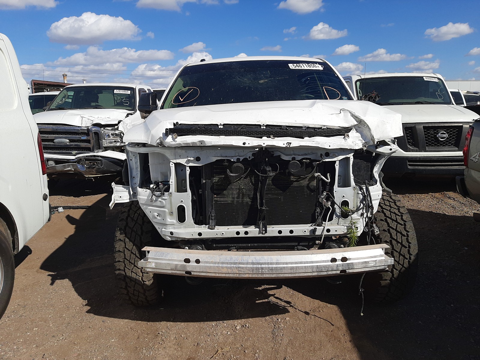 Photo 8 VIN: 5TFDY5F13KX865756 - TOYOTA TUNDRA CRE 