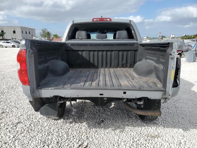 Photo 5 VIN: 5TFDY5F13LX887404 - TOYOTA TUNDRA CRE 