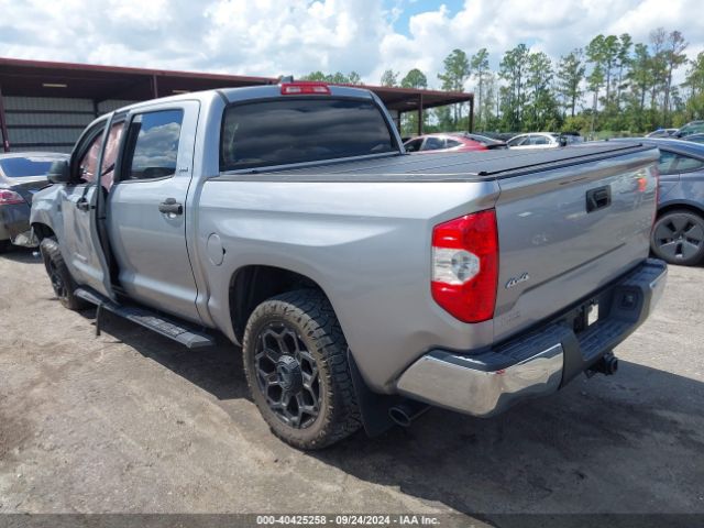 Photo 2 VIN: 5TFDY5F13MX963222 - TOYOTA TUNDRA 